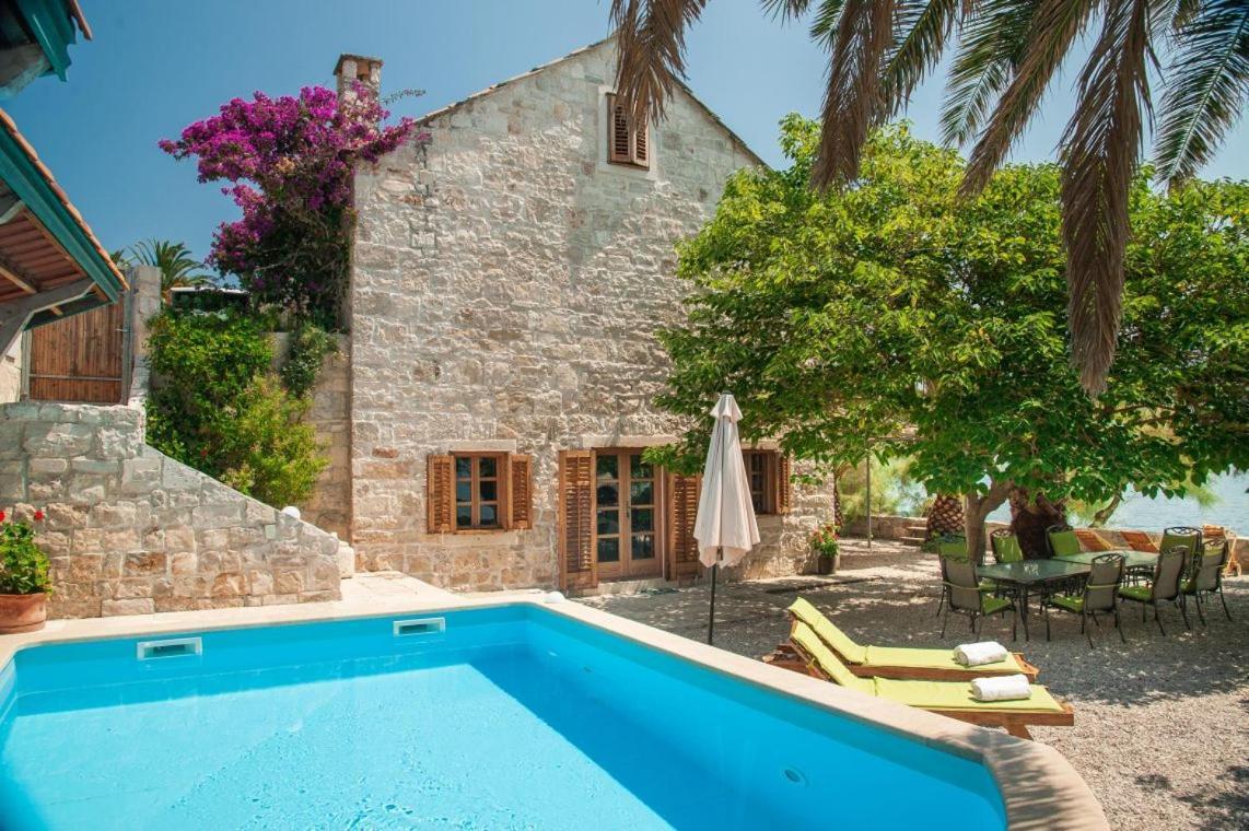 Luxury Beachfront Villa Mare With Private Pool At The Beach Orebic - Peljesac Exterior foto