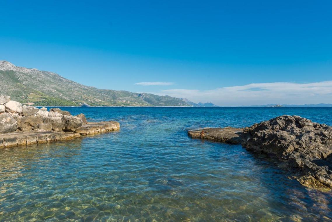 Luxury Beachfront Villa Mare With Private Pool At The Beach Orebic - Peljesac Exterior foto